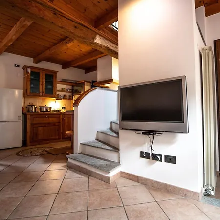 アパート Comodita A Due Passi Dal ヴェルバーニア